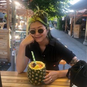 Meet your Posher, Hiann